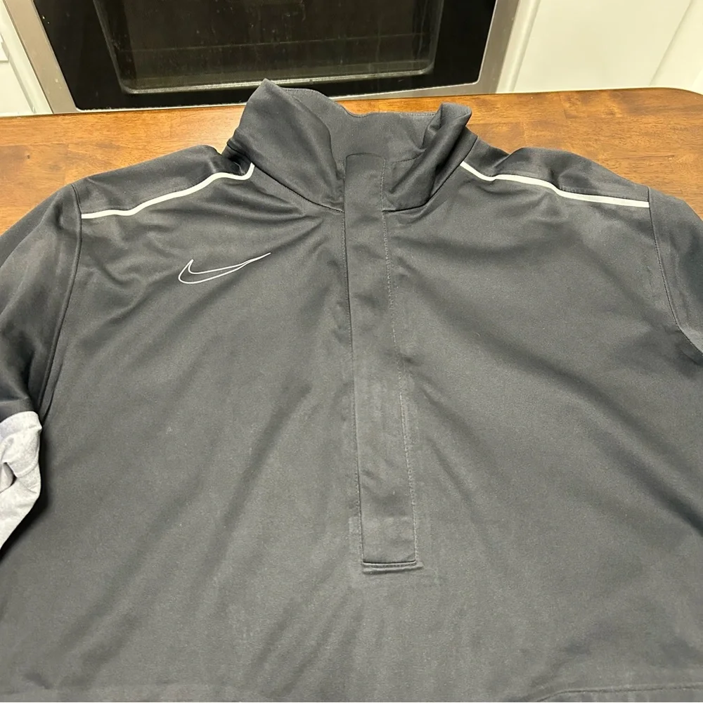 Nike Golf Storm Fit Black Half Zip Short Sleeve Windbreaker Jacket Mens Size L